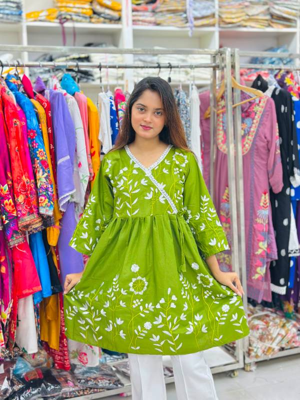 ইউনিক ডিজাইনের টপস কালেকশন