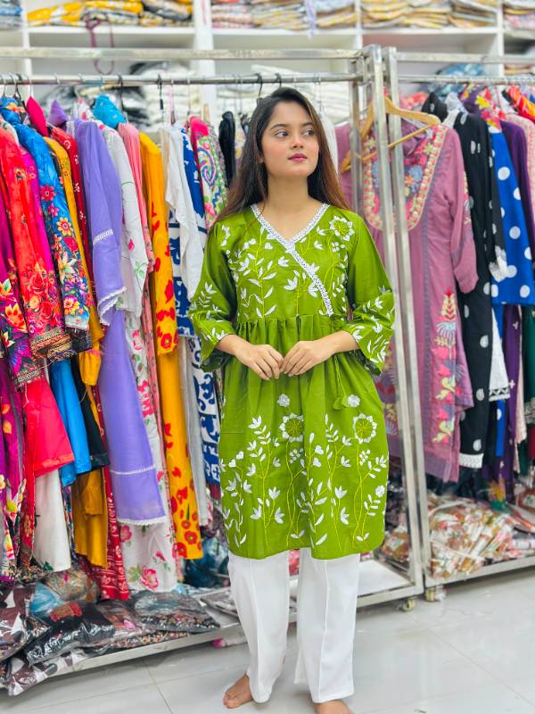 ইউনিক ডিজাইনের টপস কালেকশন
